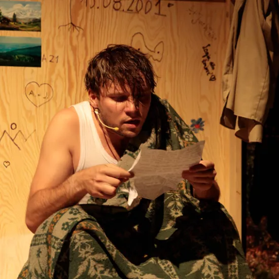 zdjęcie do spektaklu Listy na (nie)wyczerpanym papierze, fot. Andrzej Wencel