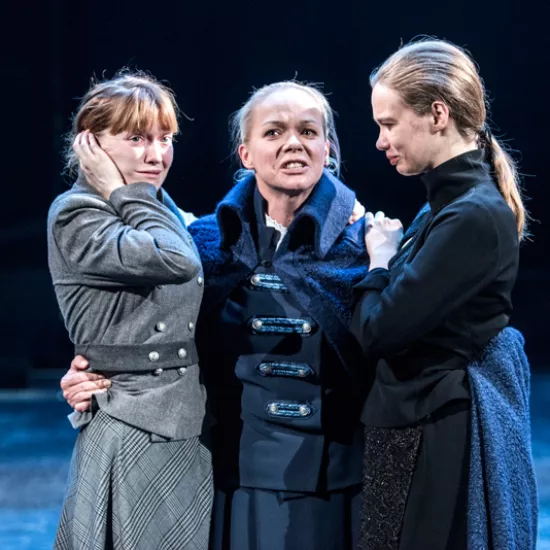 zdjęcie do spektaklu Trzy siostry, fot. Greg Noo-Wak 