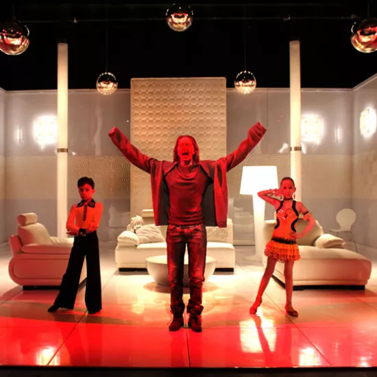 zdjęcie ze spektaklu Posprzątane, fot. Mariusz Grzegorzek