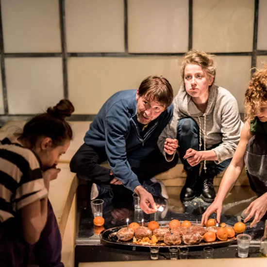 zdjęcie ze spektaklu Idioci, fot. Greg Noo-Wak 