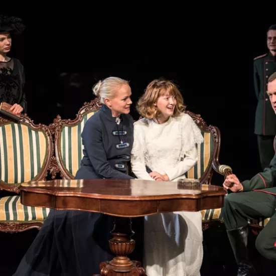 zdjęcie do spektaklu Trzy siostry, fot. Greg Noo-Wak 