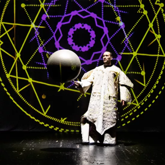 zdjęcie ze spektaklu Dzieci widzą duchy, fot. Mariusz Grzegorzek