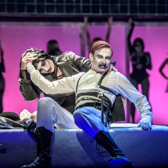 zdjęcie ze spektaklu Opera za trzy grosze, fot. Greg Noo-Wak 