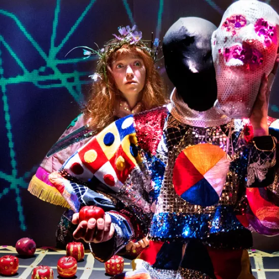 zdjęcie do spektaklu Dzieci widzą duchy, fot. Mariusz Grzegorzek  