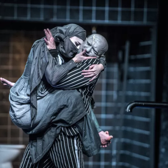 zdjęcie ze spektaklu Opera za trzy grosze, fot. Greg Noo-Wak 