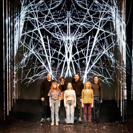 zdjęcie do spektaklu Dzieci widzą duchy, fot. Mariusz Grzegorzek  