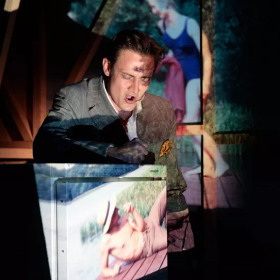 zdjęcie do spektaklu Listy na (nie)wyczerpanym papierze, fot. Andrzej Wencel