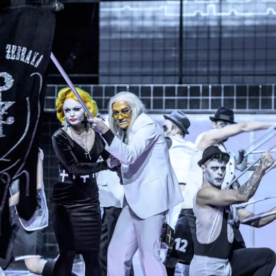 zdjęcie ze spektaklu Opera za trzy grosze, fot. Greg Noo-Wak 