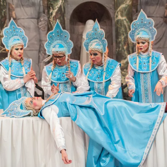 zdjęcie do spektaklu Baba Chanel, fot. Greg Noo-Wak 