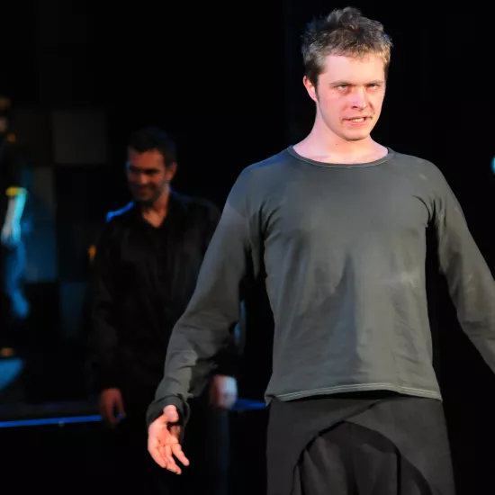 zdjęcie ze spektaklu Bramy raju, fot. Greg Noo-Wak