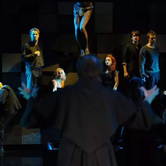 zdjęcie ze spektaklu Bramy raju, fot. Greg Noo-Wak