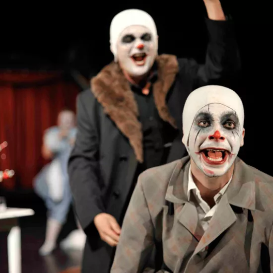 zdjęcie ze spektaklu Jajo węża, fot. Greg Noo-Wak 