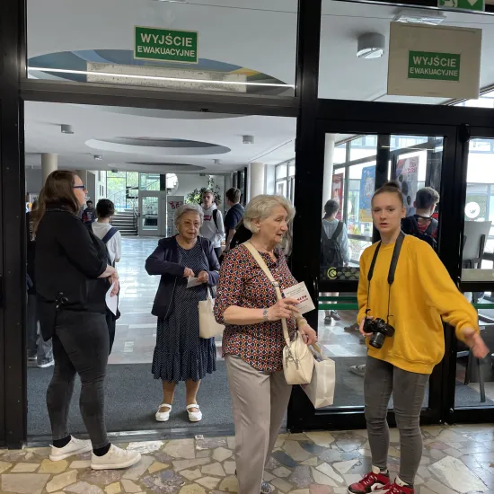 spektakl „Gwałtu, co się dzieje", Wojewódzkie Jaracza Wędrówki w Radomsku