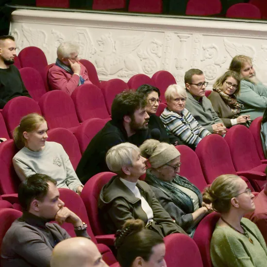 Rozmowy na czas chaosu z Tomaszem Stawiszyńskim